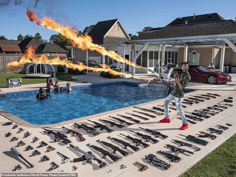 17 expressive shots from the finalists of the prestigious World Press Photo contest 2021 17 expressive shots from the finalists of the prestigious World Press Photo contest 2021