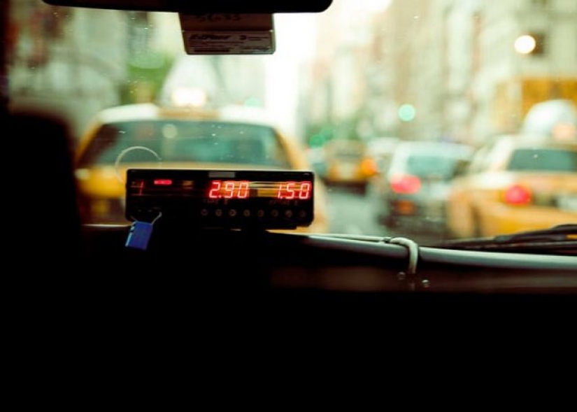 18 are the most frequently used tourist scams, which work until now, because they are known to little people