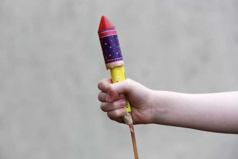 19 items, which should not be thrown in the trash