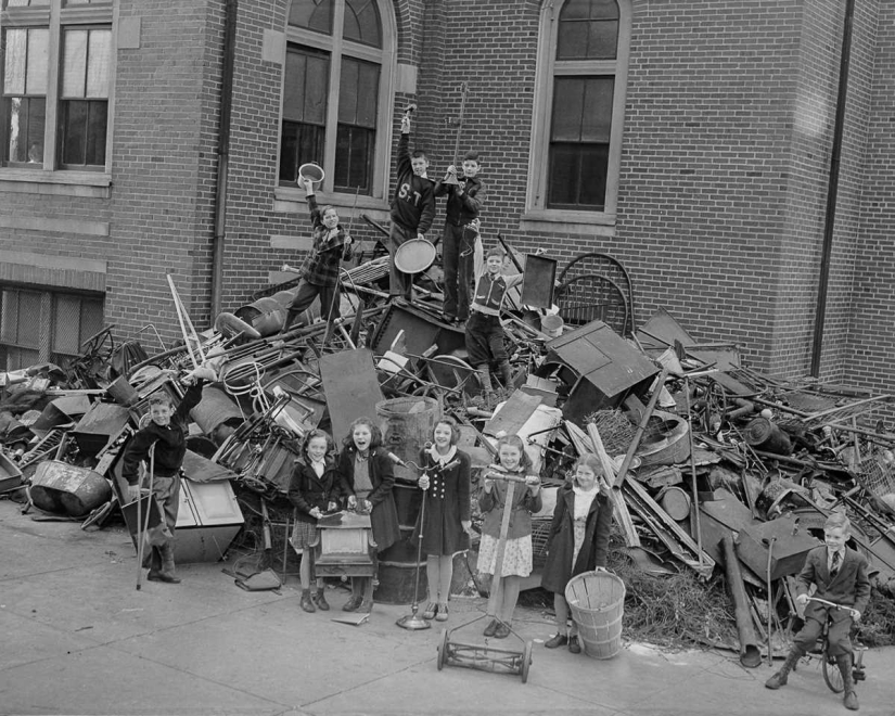 1942: how Americans collected scrap metal for the military industry