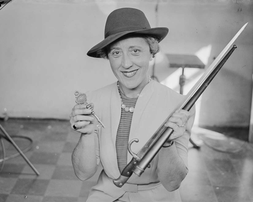 1942: how Americans collected scrap metal for the military industry