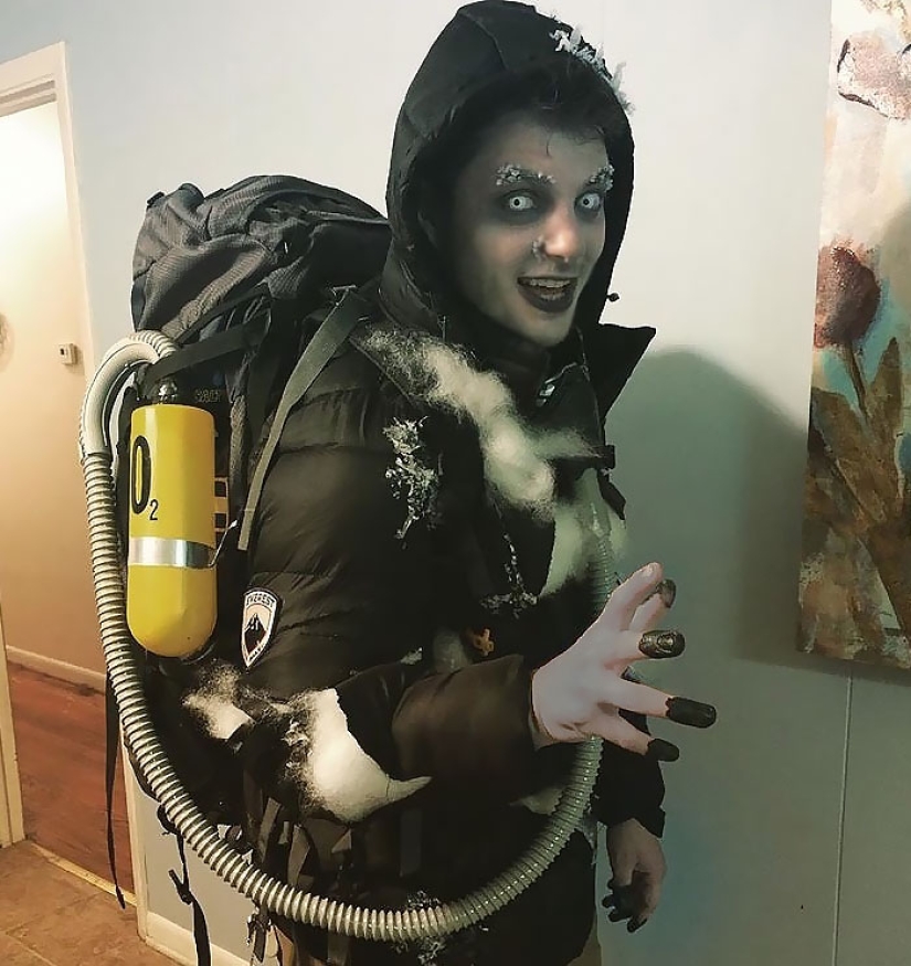 20 personas que se merecen un premio por sus disfraces de Halloween 20 personas que se merecen un premio por sus disfraces de Halloween