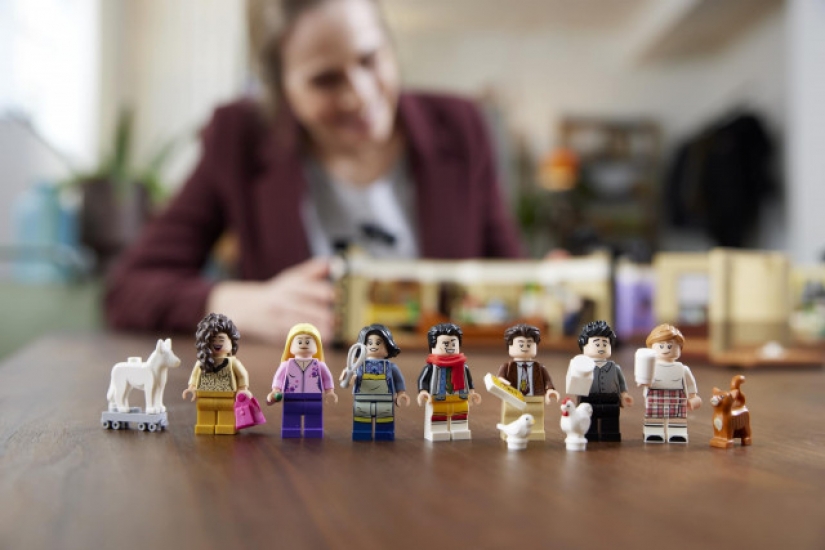 2048 parts and two apartments: LEGO releases a set based on the TV series "Friends» 2048 parts and two apartments: LEGO releases a set based on the TV series "Friends»
