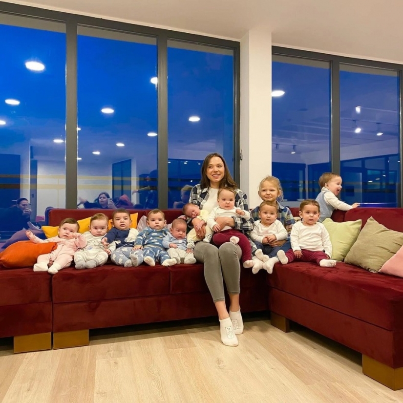 23-year-old Russian for the year was the mother of ten kids, all of them her biological children