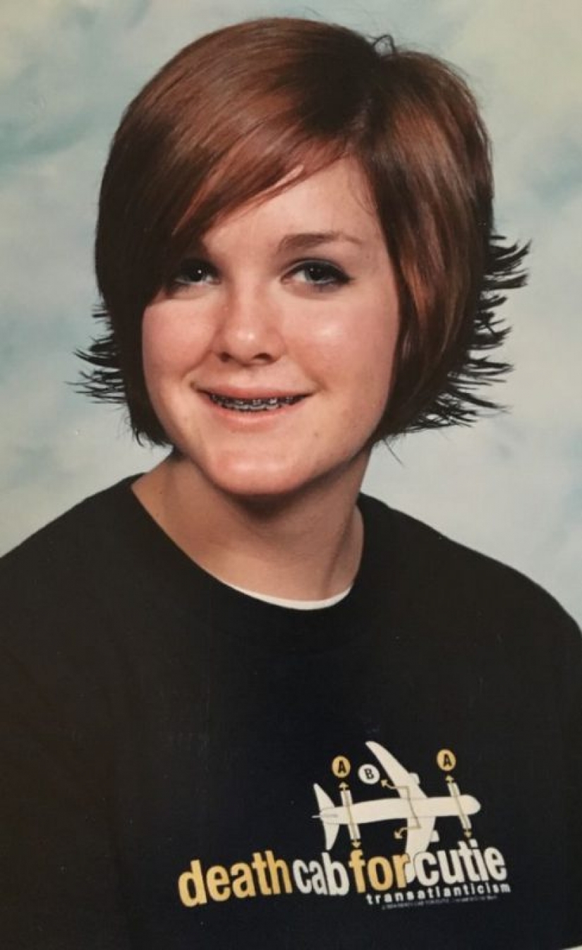 24 people shared shameful photos of their youth, and it's very funny