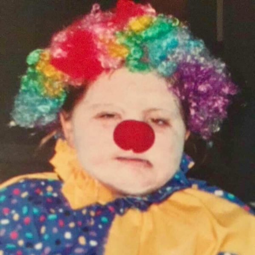 24 people shared shameful photos of their youth, and it's very funny