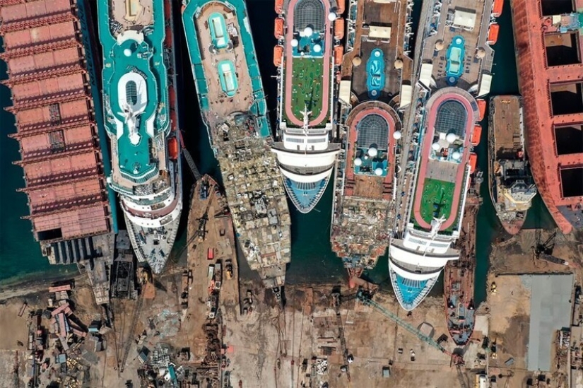 36 incredible drone photos showing the diversity of our planet during the pandemic 36 incredible drone photos showing the diversity of our planet during the pandemic