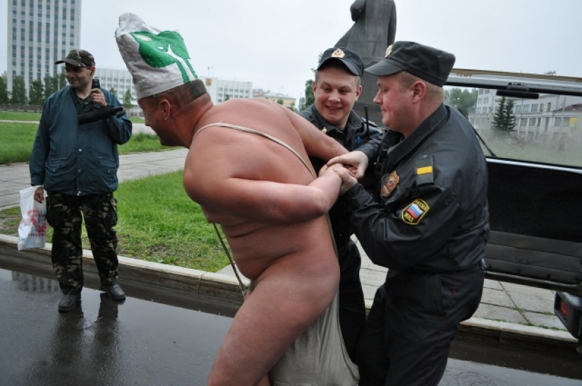 365 names of the Enlightened Drevarch, or Why the tree-man gave up his roots 365 names of the Enlightened Drevarch, or Why the tree-man gave up his roots