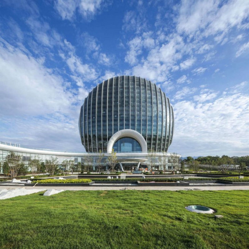 5 rascacielos esféricos que desafían las leyes de la naturaleza