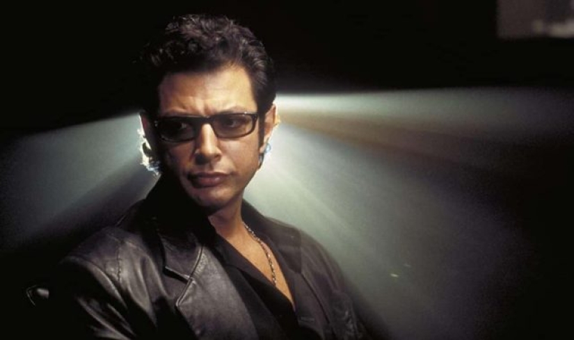 6 actors who played supporting roles and made the entire film 6 actors who played supporting roles and made the entire film