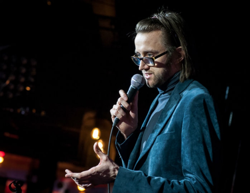 7 artistas de stand-up rusos realmente divertidos cuyas actuaciones vale la pena ver