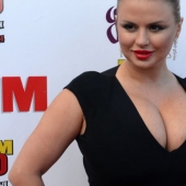 7 Russian singers and Actresses who in the past were athletes