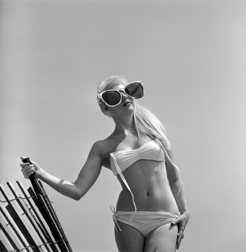 75 years ago, the smallest swimsuit in the world appeared — a bikini 75 years ago, the smallest swimsuit in the world appeared — a bikini