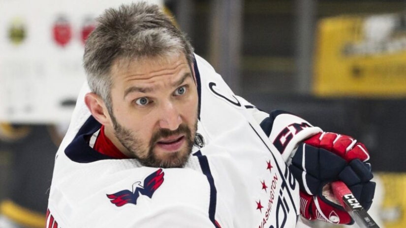 8 de nuestros compatriotas famosos que eligieron los EE.UU. para la vida