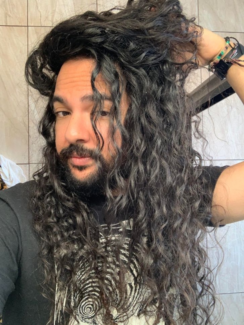 8 hombres con una magnífica melena