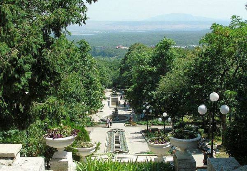 8 lugares increíbles en la región de las Aguas Minerales del Cáucaso 8 lugares increíbles en la región de las Aguas Minerales del Cáucaso