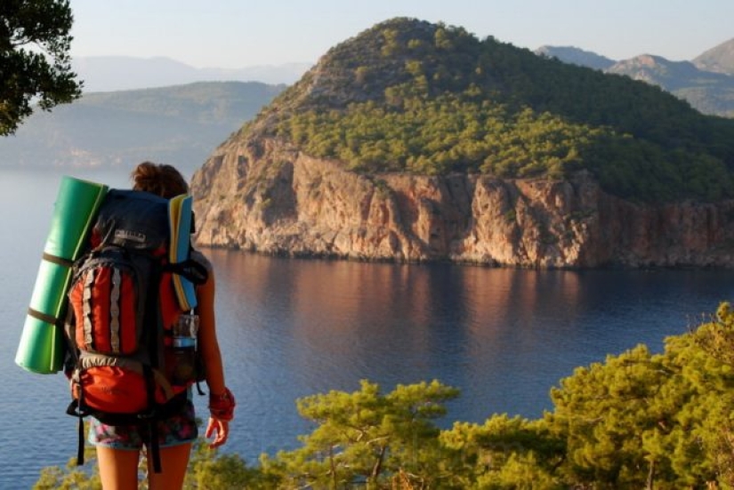 8 spectacular routes you need to walk at least once in your life