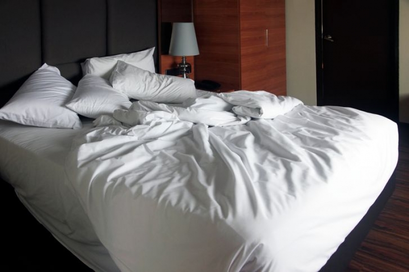 8 trucos de diseño de habitaciones de hotel que deberíamos probar en casa