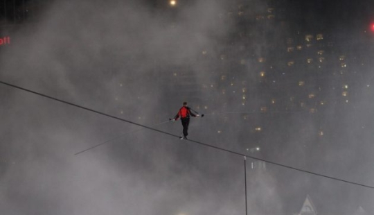 9 photos that show the strength of the human spirit 9 photos that show the strength of the human spirit