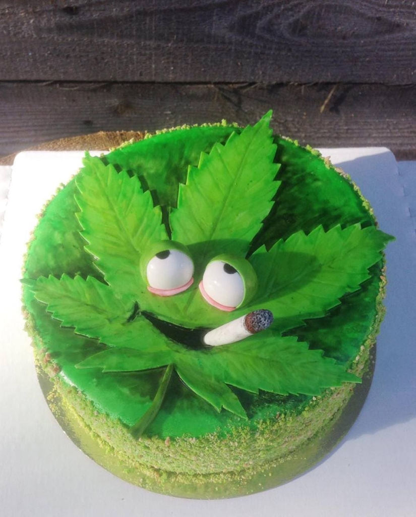 A basin of olivier, dumplings, a dead pigeon and other ironic cakes of a pastry chef from St. Petersburg