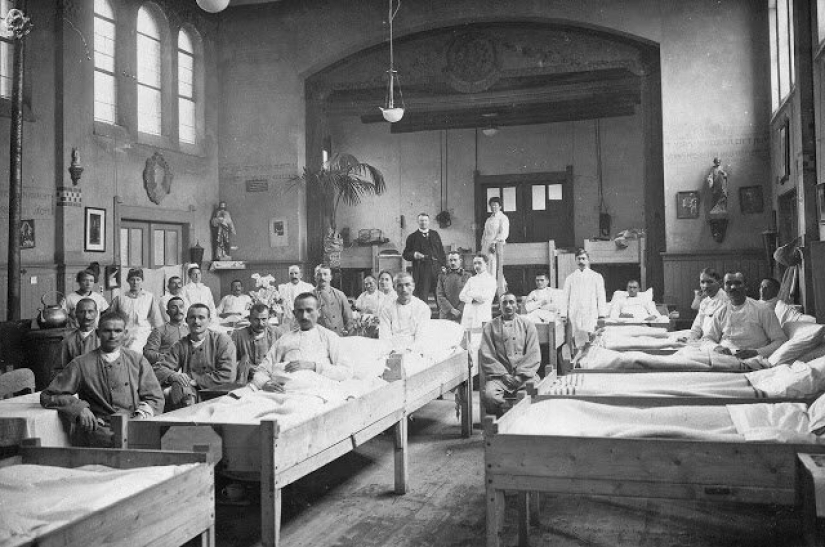 A hundred years ago, the world was raging "Spanish flu"
