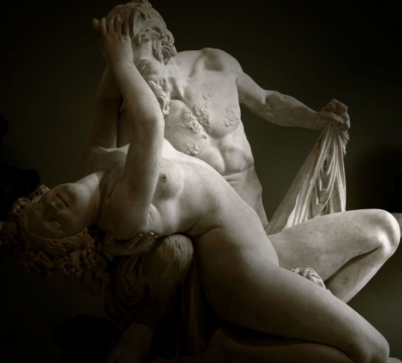 A living heart beats under the marble skin