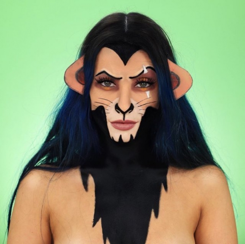 A master of disguise, cosplayers Annie Thomas