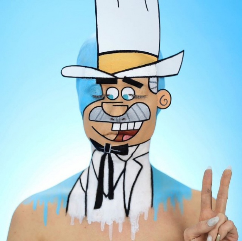 A master of disguise, cosplayers Annie Thomas