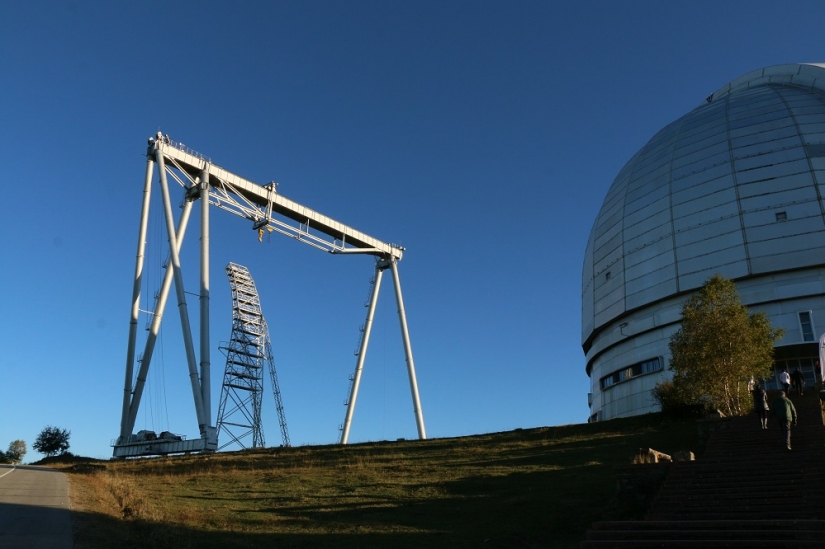 A través de las vacas a las estrellas: cómo vive la astrofísica caucásica