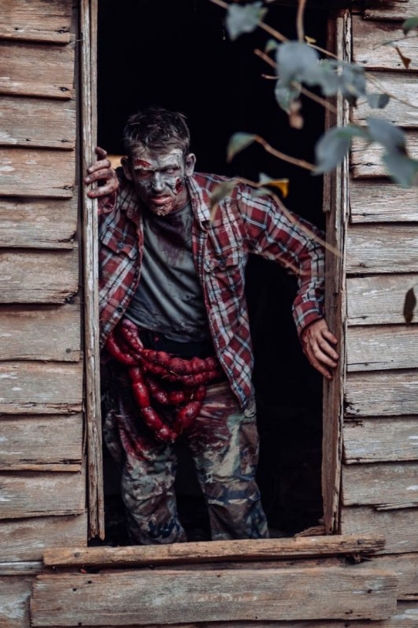 A woman "zombified" her daughter for the sake of a photo shoot, and what happened in the end is horrifying