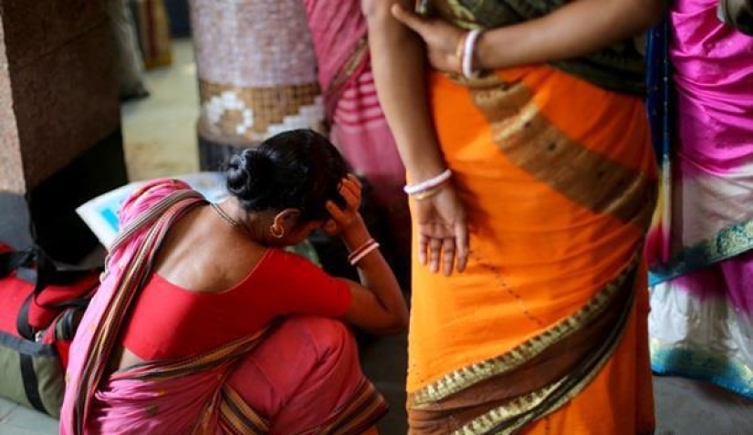 A young Indian man sold his wife and bought a new smartphone. Yes, he also had lunch for change A young Indian man sold his wife and bought a new smartphone. Yes, he also had lunch for change