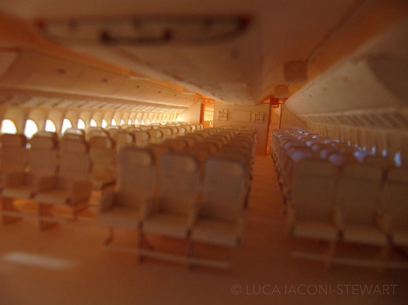 Acrobacias aéreas en la creación de aviones de papel Acrobacias aéreas en la creación de aviones de papel