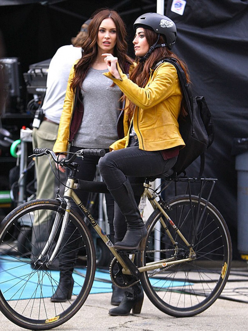 Actors and their stunt doubles Actors and their stunt doubles