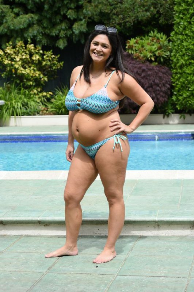 After the kids - like candy: the model showed how she got into shape with the help of yoga