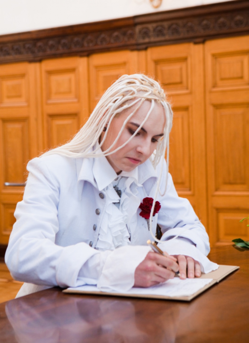 Ahora mira como esta pareja, razveselili Red de mi boda hace 10 años