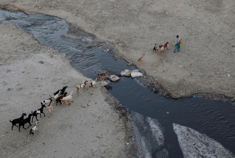 All colors of dirt: how Indians are killing the sacred river Ganges