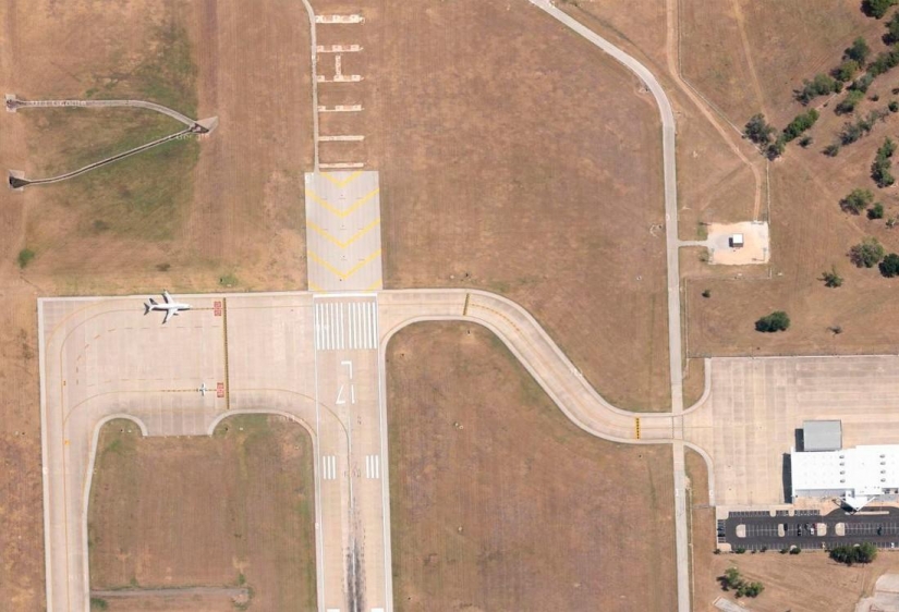 Amazing geometry runways