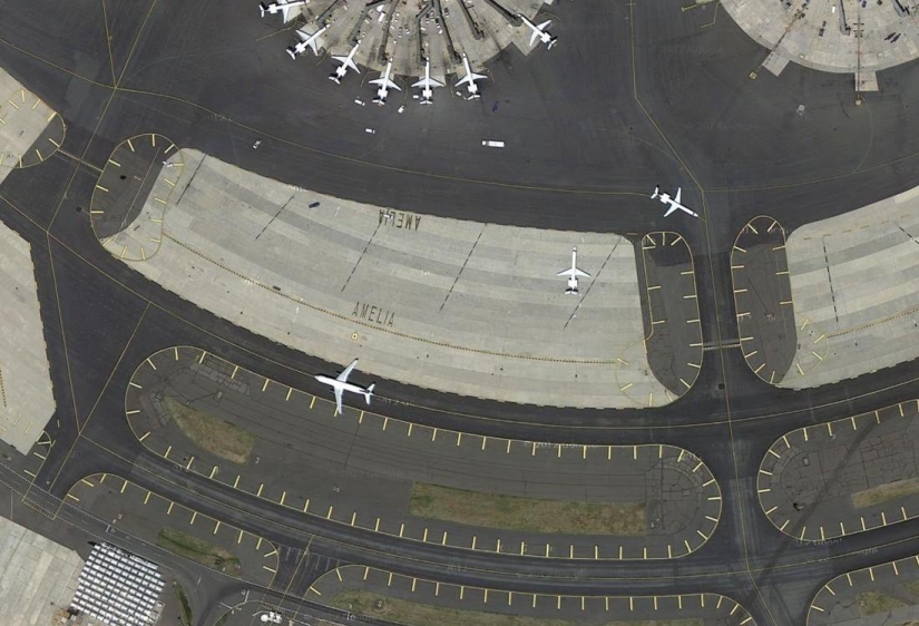 Amazing geometry runways