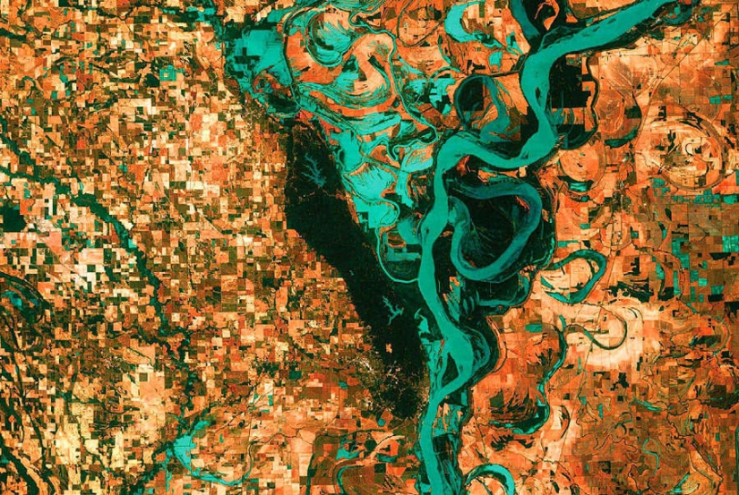 Amazing photos of the earth's surface from NASA