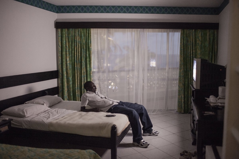 "¡Amor! ¡No está aquí!": Turismo sexual femenino en Kenia "¡Amor! ¡No está aquí!": Turismo sexual femenino en Kenia