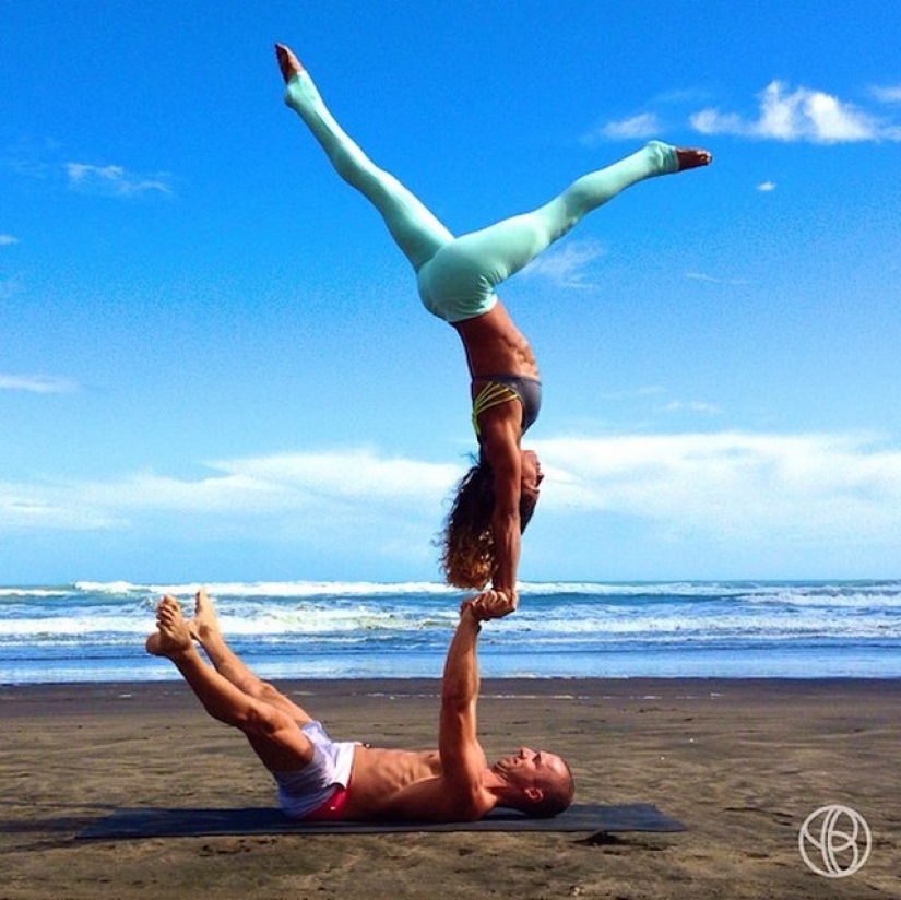 Amor y clases de yoga se pueden encontrar en todas partes Amor y clases de yoga se pueden encontrar en todas partes