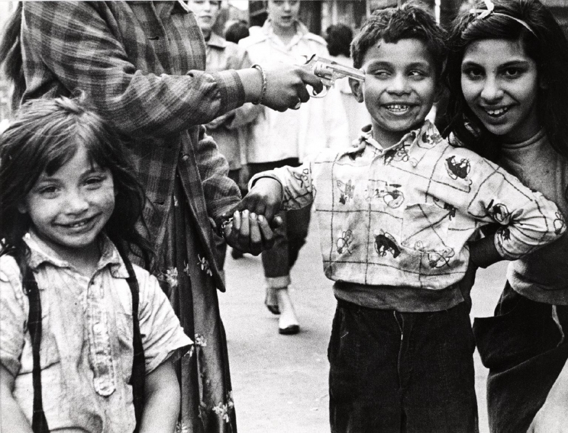 Amor y odio: fotos expresivas del gran William Klein Amor y odio: fotos expresivas del gran William Klein