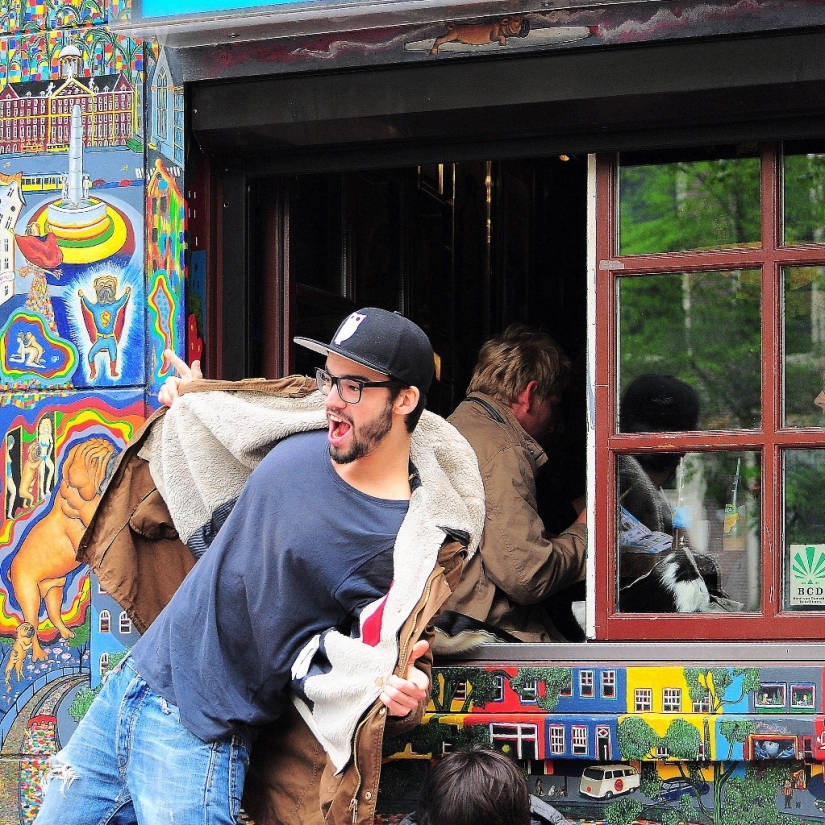 Amsterdam in figures and photos