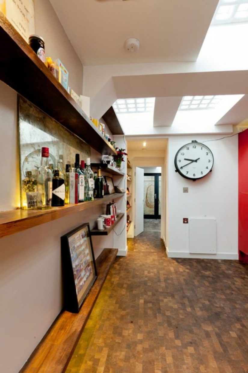 An architect from England turned an abandoned public toilet in the house of his dreams