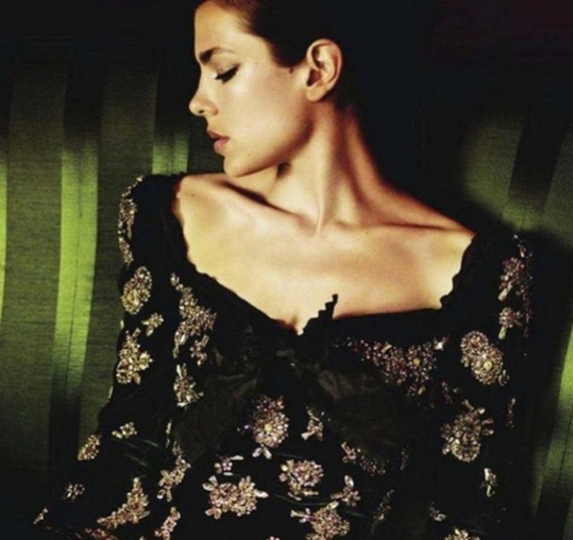 "And your mother-in-law is not needed?": 6 most attractive girls millionaires