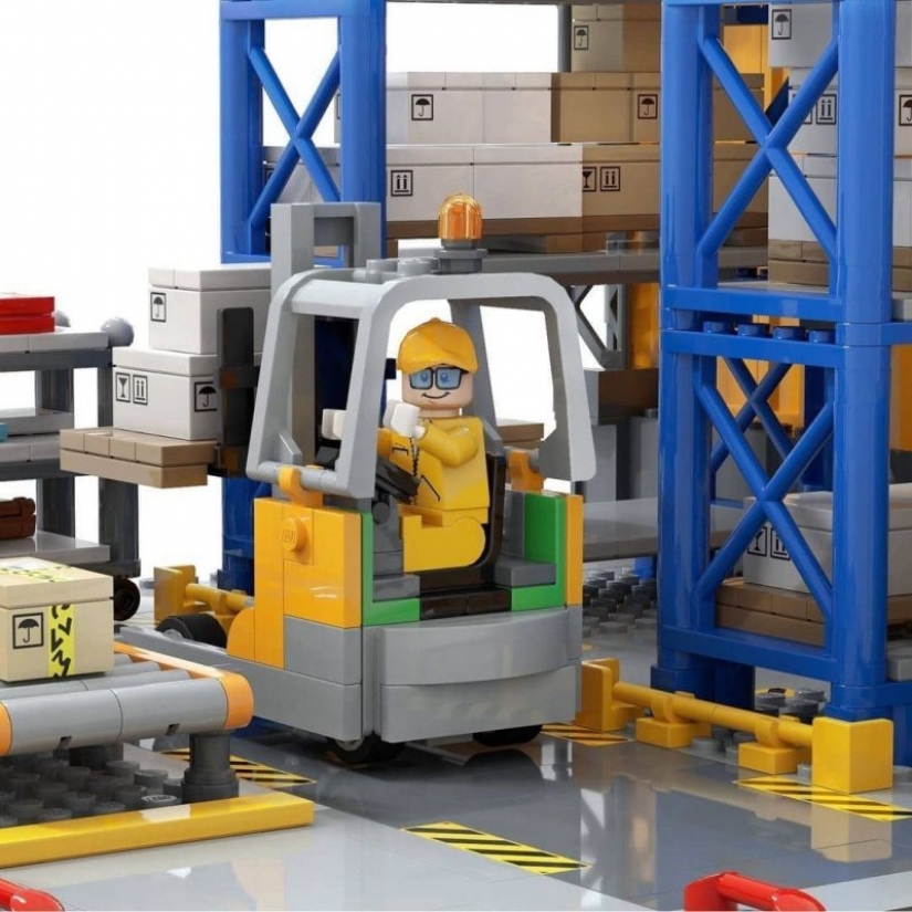 Artist Artem Bizyaev has created a new designer for the OLEG brand