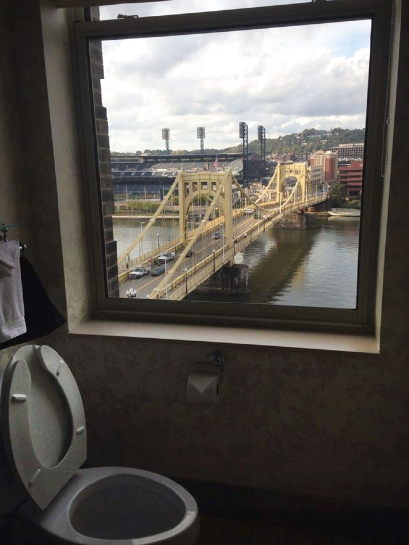 As in the palm of your hand: 20 toilet rooms from different parts of the world that amaze with magnificent views