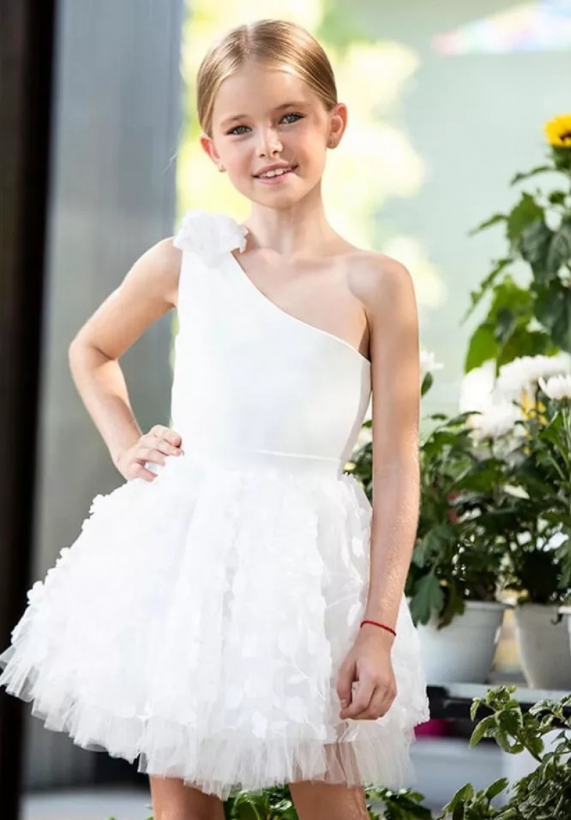 As now seems to be the most famous model girls