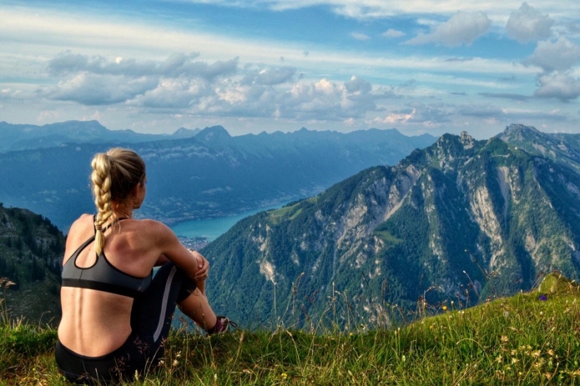 Asesino de belleza: combatir la "Barbie" puede destruir al enemigo con sus propias manos