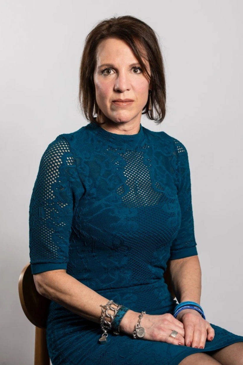 Atrapados por pervertidos en línea: Historias sobre cómo los niños han sufrido a causa de los acosadores en línea